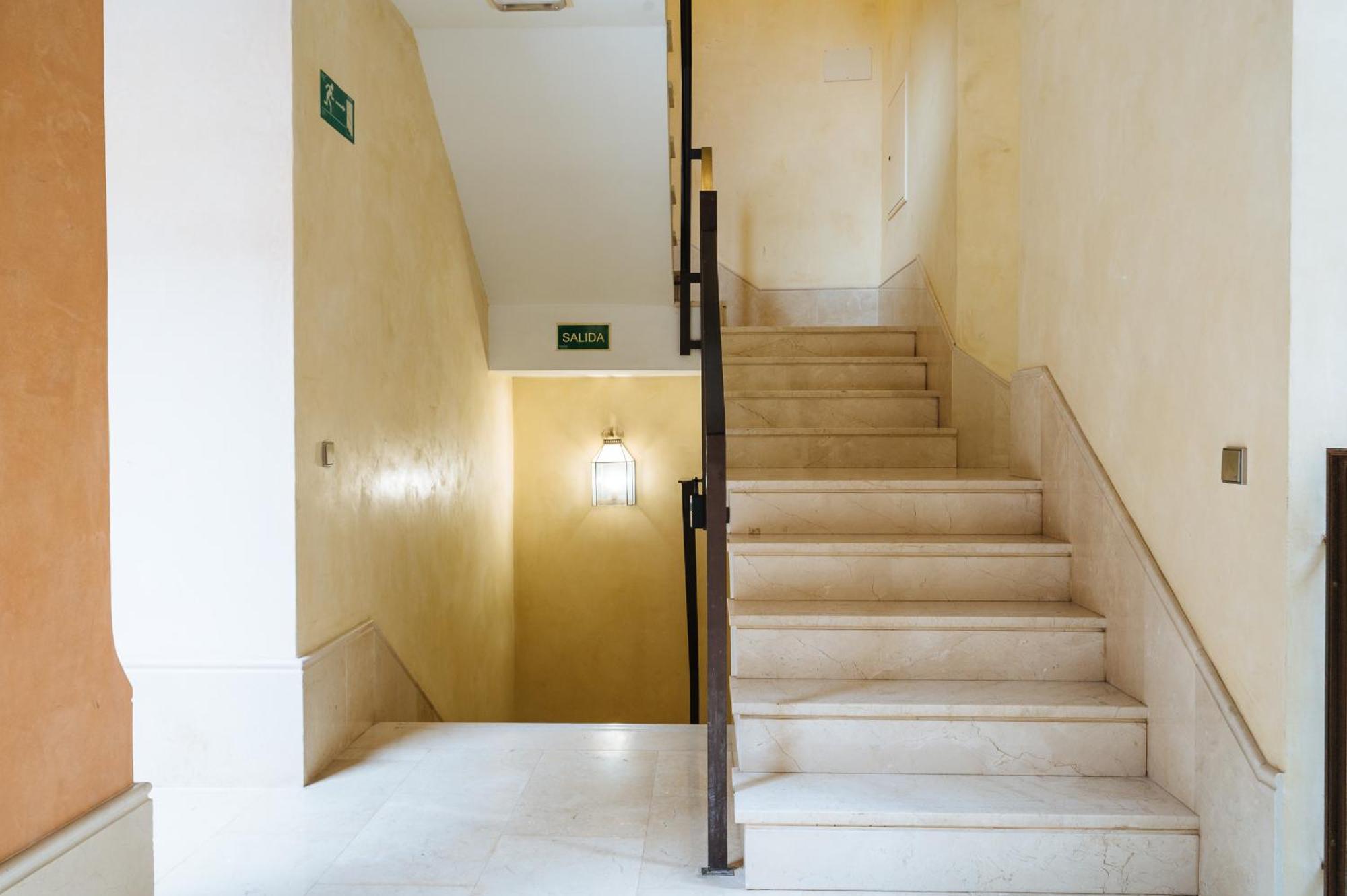 Apartamentos La Vistosona Sevilla Eksteriør billede