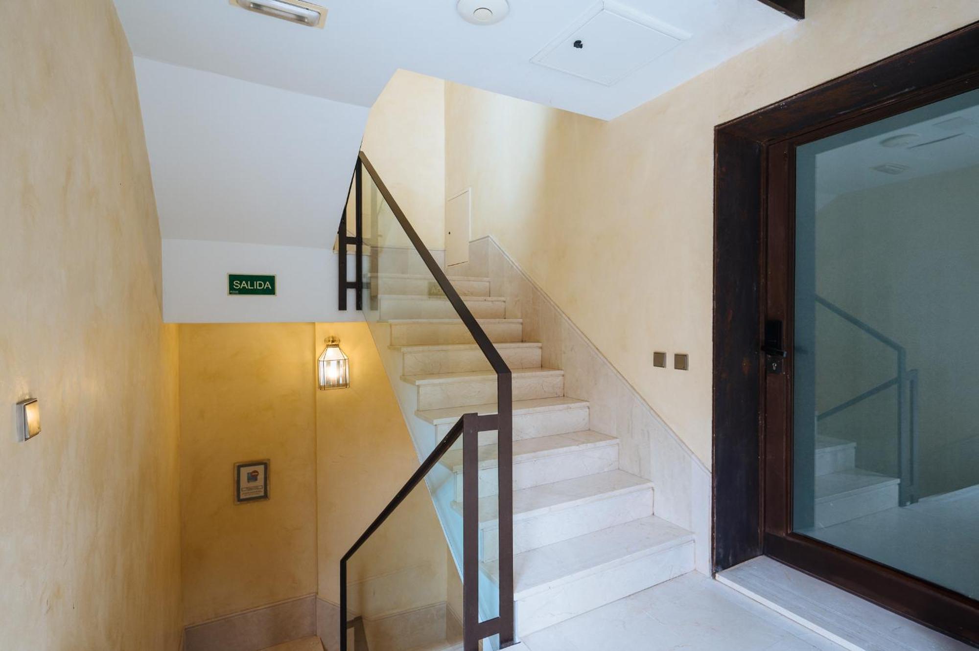 Apartamentos La Vistosona Sevilla Eksteriør billede