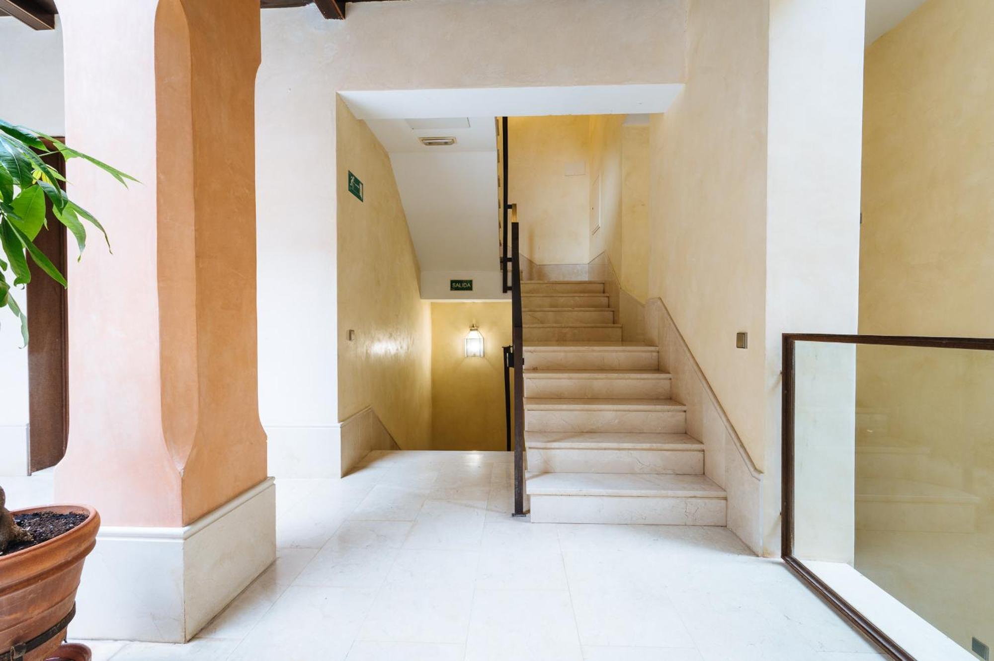Apartamentos La Vistosona Sevilla Eksteriør billede