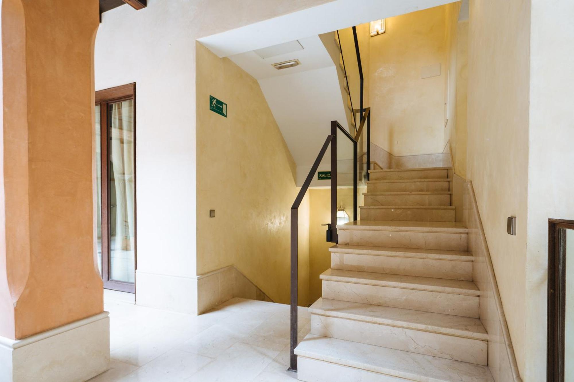 Apartamentos La Vistosona Sevilla Eksteriør billede